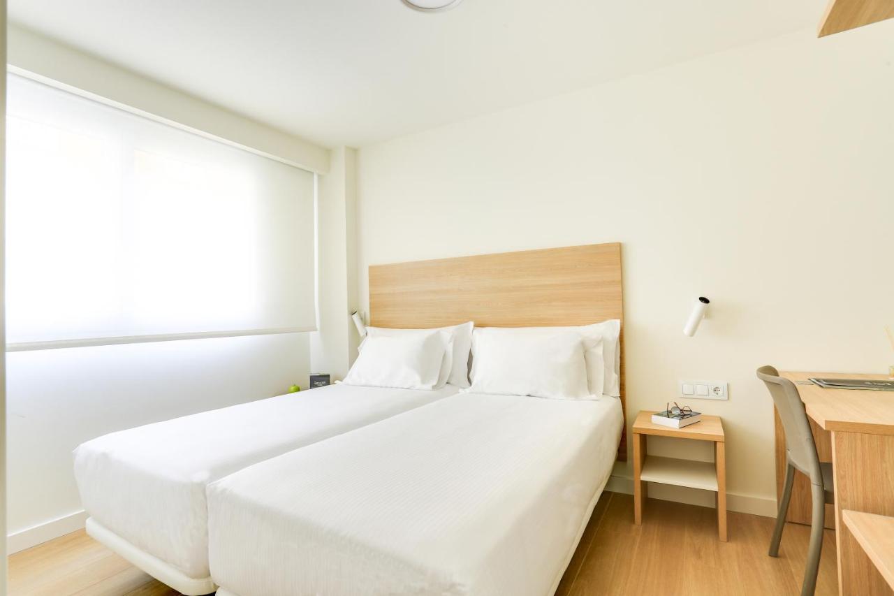 Sercotel Logrono Suites Екстер'єр фото