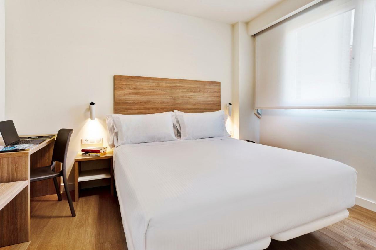 Sercotel Logrono Suites Екстер'єр фото